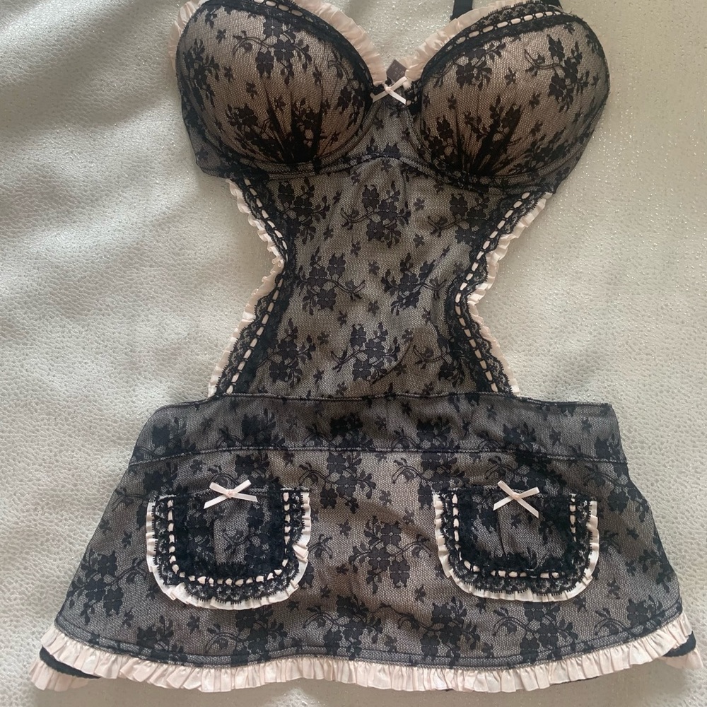 Sexy maid lingerie